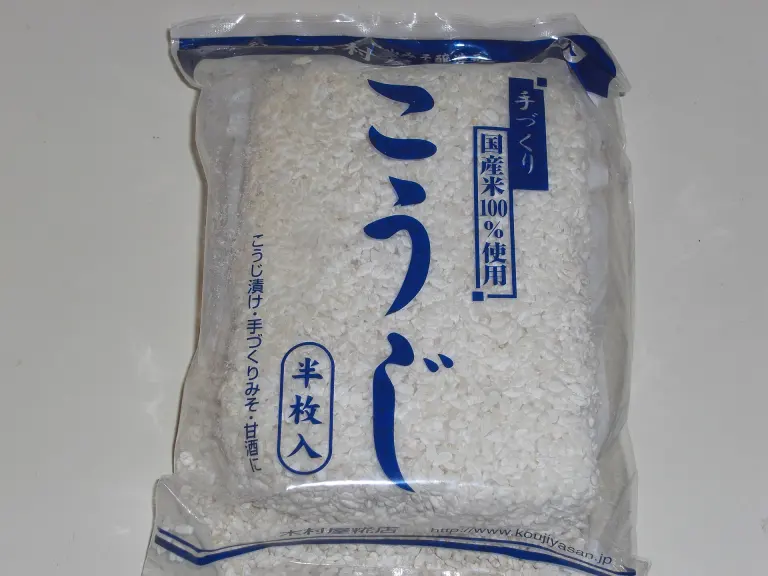 Close view of white rice grains cultivated as rice kōji