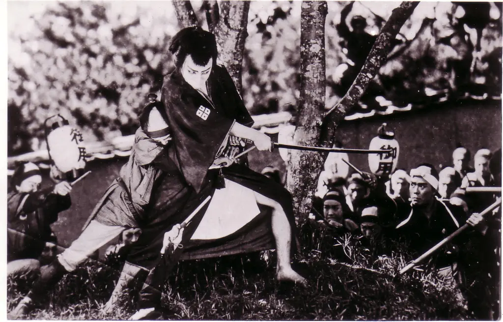 Tsumasaburō Bandō in a scene from the 1925 film Orochi.