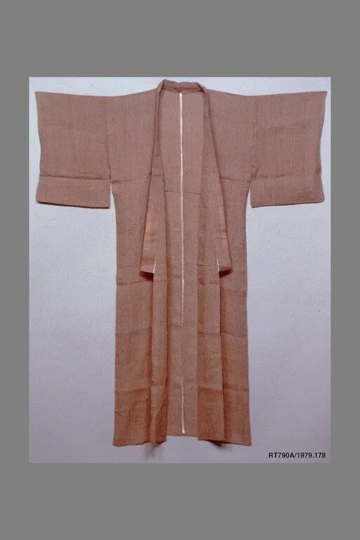 Light summer kimono patterned with geometric warp and weft kasuri