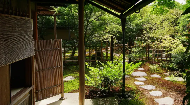Stepping-stone roji and low tea-house entrance at the Adachi Museum of Art